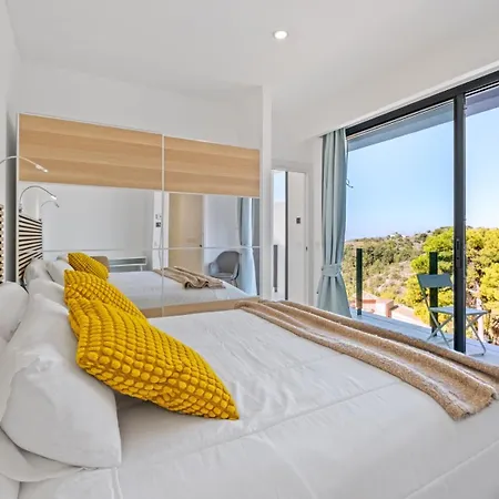 Pinares De San Anton - Sea, City, Mountain, Views Villa