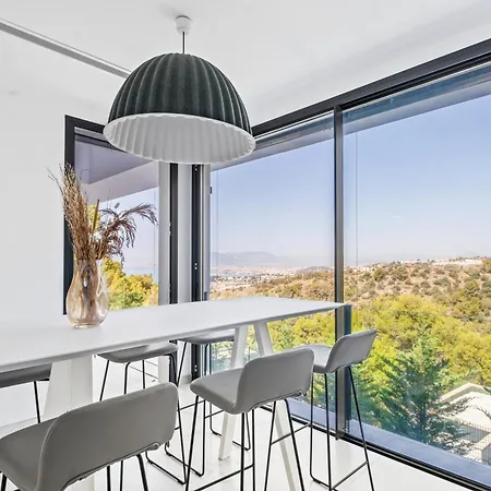 Pinares De San Anton - Sea, City, Mountain, Views Villa