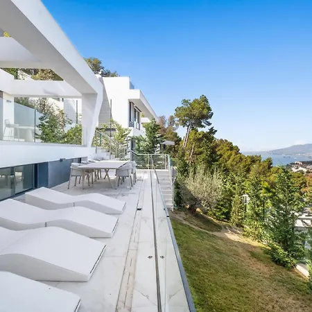 Pinares De San Anton - Sea, City, Mountain, Views *