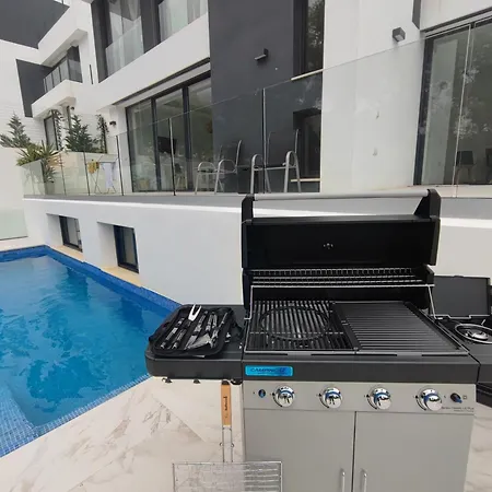 Pinares De San Anton - Sea, City, Mountain, Views Villa