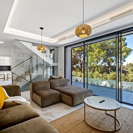 Pinares De San Anton - Sea, City, Mountain, Views *