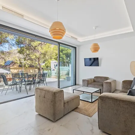 Pinares De San Anton - Sea, City, Mountain, Views Villa *