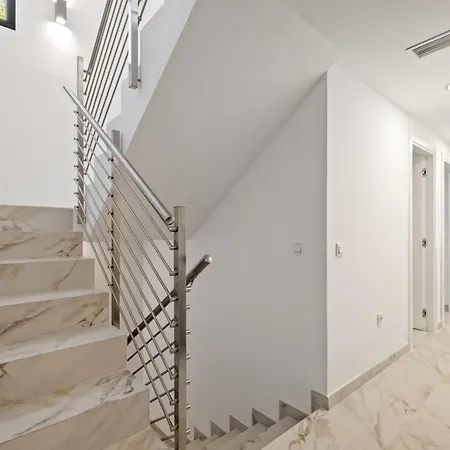 Pinares De San Anton - Sea, City, Mountain, Views Villa Malaga