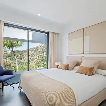 Pinares De San Anton - Sea, City, Mountain, Views