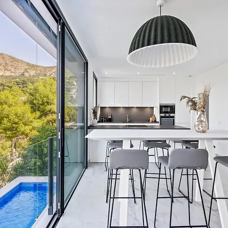 Pinares De San Anton - Sea, City, Mountain, Views Villa *
